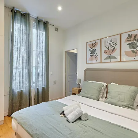 Center Of By Prestige